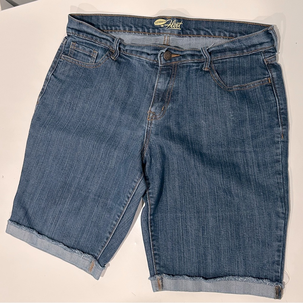 Old Navy “the Flirt” Bermuda Jean Shorts